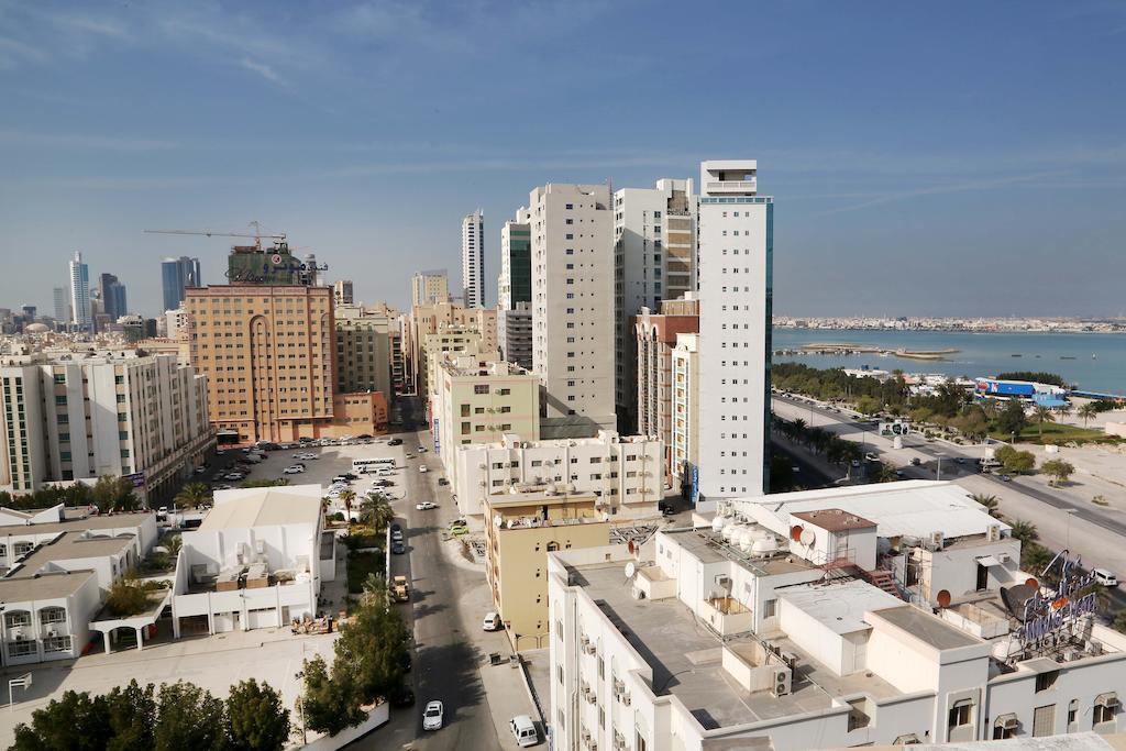Mirador Hotel Manama Exterior photo